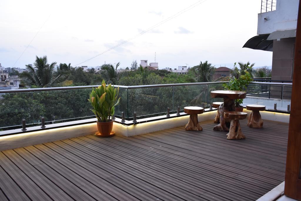 Gulmohar - Luxurious Penthouse Family Rooms Kolhapur Exterior photo